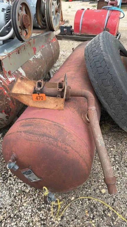 Air tank
