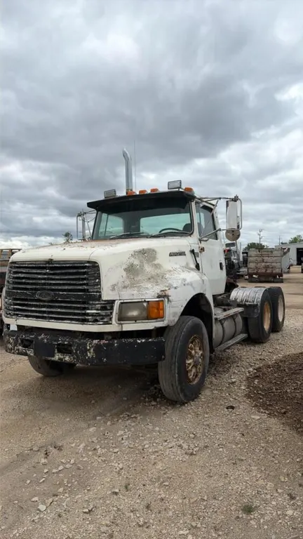 1995 Ford LTL 9000 for parts