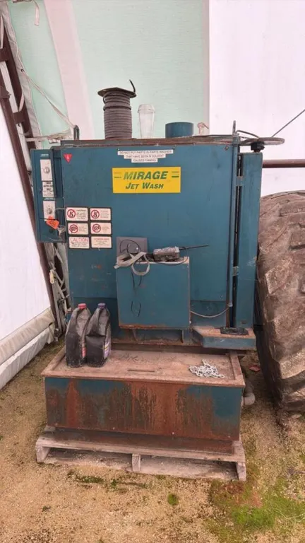 Industrial parts washer