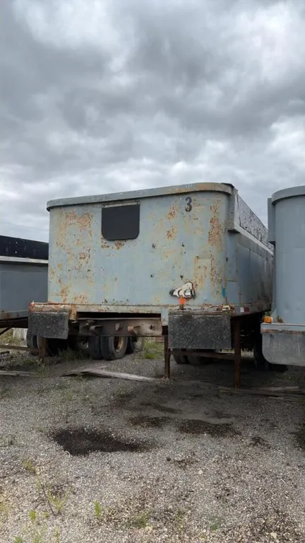 Tandem end dump