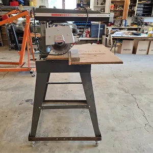 DeWalt 740 10-Inch Radial Arm Saw w/ Stand
 UNRESERVED