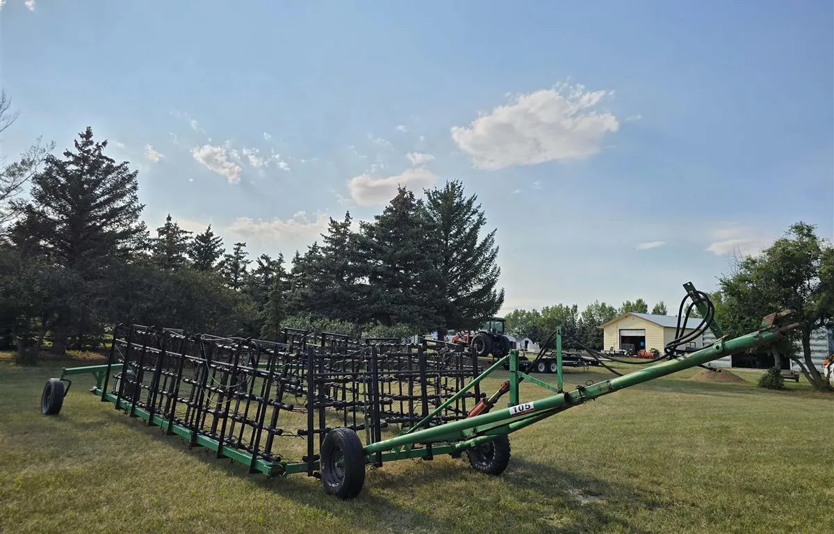 40' Pull-Type Harrow
UNRESERVED