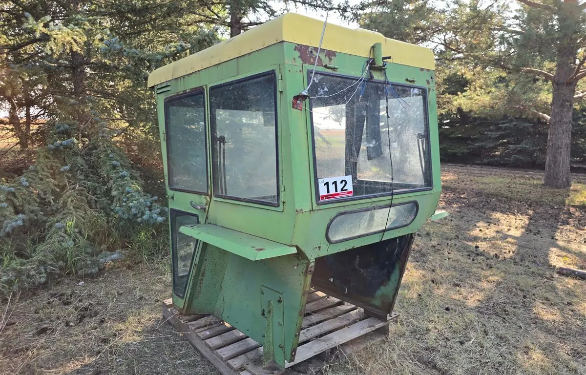 John Deere Tractor Cab
UNRESERVED