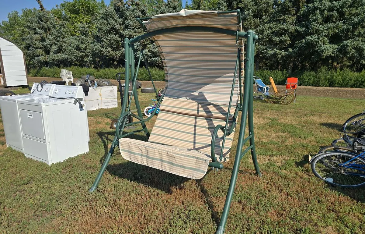 Outdoor Canopy Swing Chair
UNRESERVED