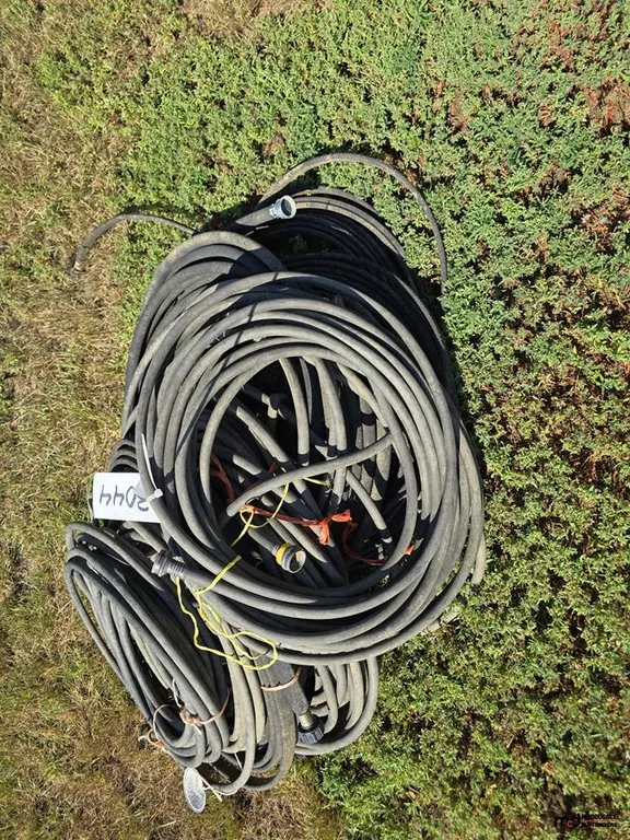 Assorted Garden Hoses
UNRESERVED