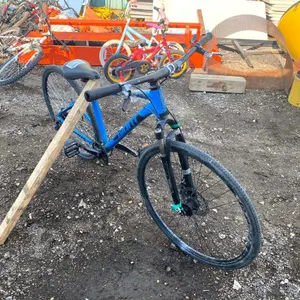 Giant ATX Bicycle
 UNRESERVED