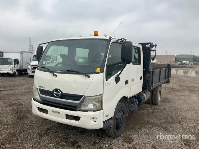 2013 Hino 195 4x2 Crew Cab S/A Dump Truck