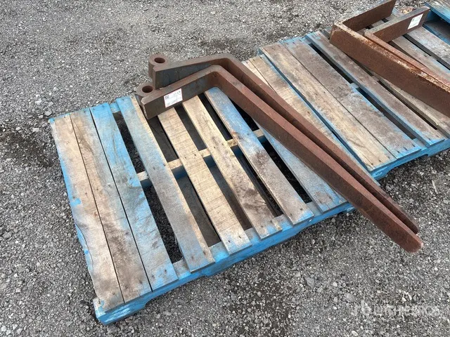 48 in Wheel Loader Forks