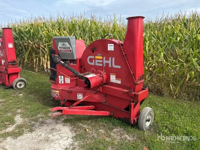 Gehl 1580 54 in Silage Blower