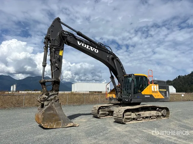 2020 Volvo EC350E L Tracked Excavator
