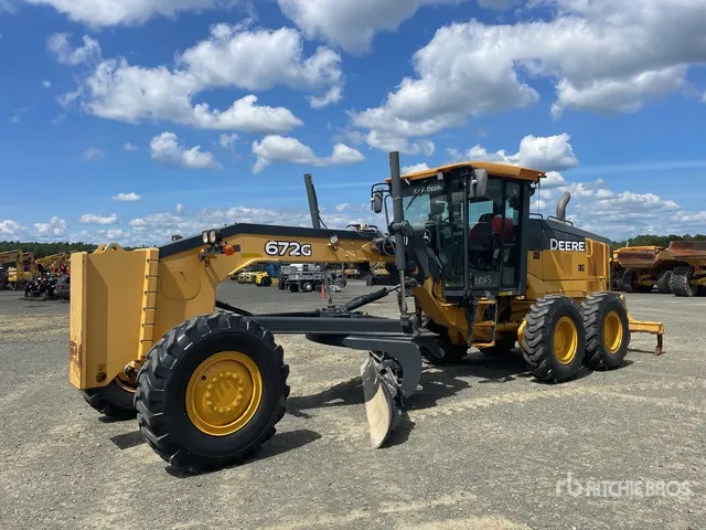 2017 John Deere 672G AWD Motor Grader