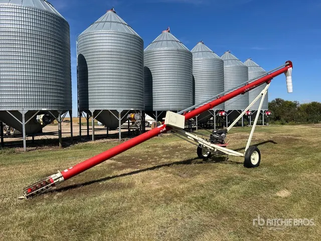 Buhler Farm King 836 8 in x 36 ft Grain Auger