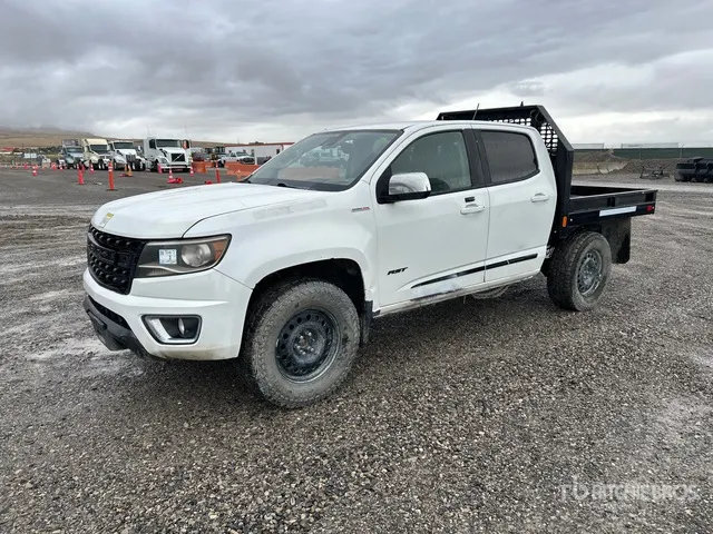 2020 Chevrolet Colorado 4x4 Crew Cab Flatbed Truck