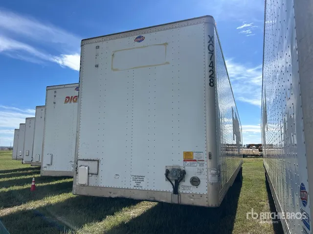 2018 Utility VS2DX 57 ft x 102 in T/A Van Trailer