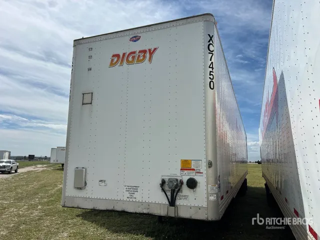 2018 Utility VS2DX 57 ft x 102 in T/A Van Trailer