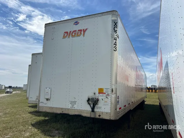 2018 Utility VS2DX 57 ft x 102 in T/A Van Trailer