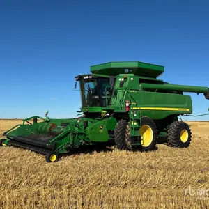 John Deere 9770 Combine Harvester