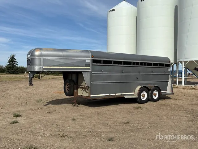 Southland 18 ft T/A Livestock Trailer