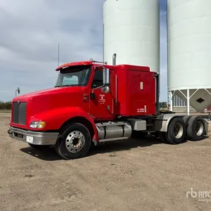 2004 International 9200I 6x4 T/A Sleeper Truck Tractor