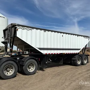 2016 Doepker 30 ft T/A Super B-Train Pup Grain Trailer