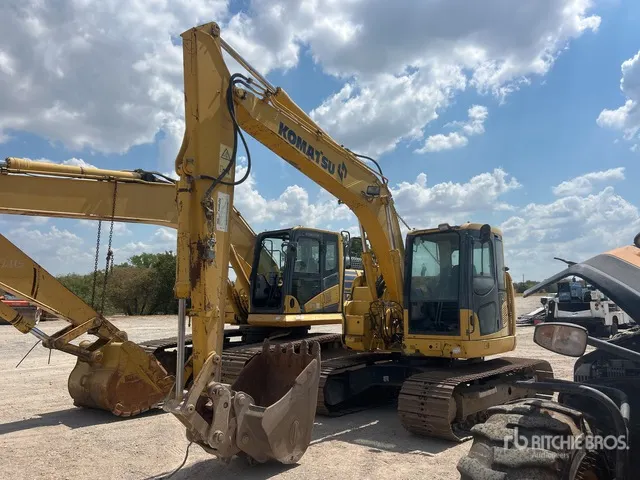 2015 Komatsu PC138USLC-10 Tracked Excavator