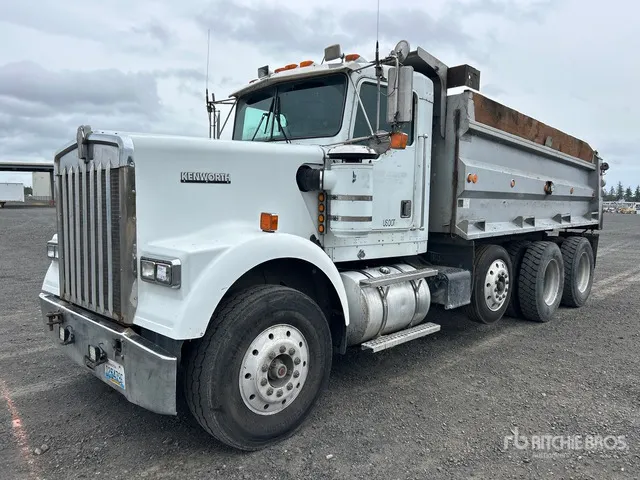 1998 Kenworth W900 8x4 Tri/A Dump Truck