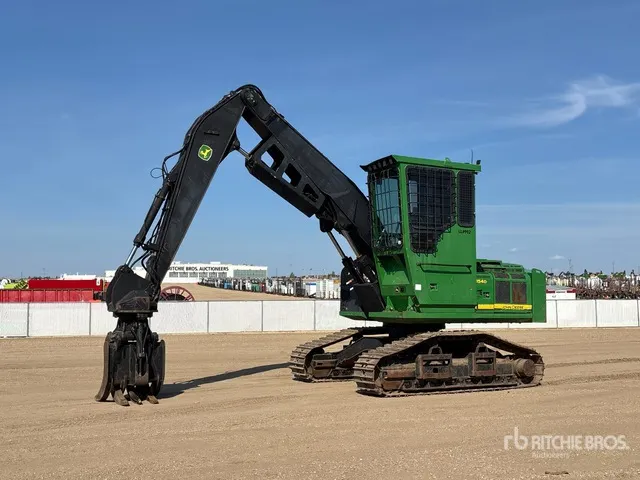 2011 John Deere 2154D Short Wood Log Loader