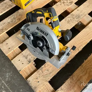 DeWalt 20V Brushless Circular Saw