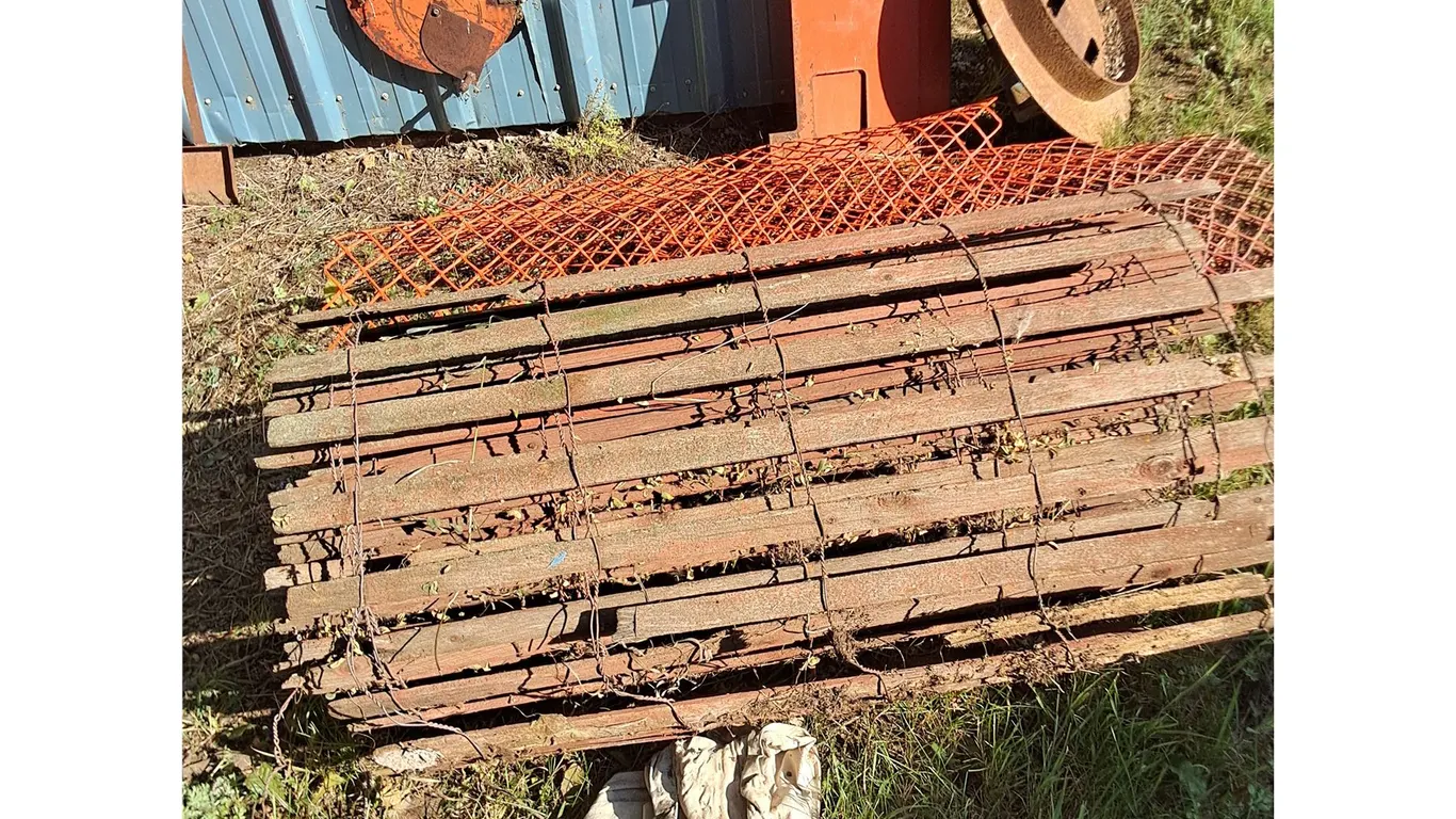 Bobcat Weights, Metal Grate, Supports, Snow Fences