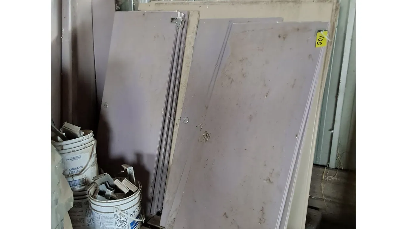 Commercial Bathroom Units- Doors, Dividers and Hardware