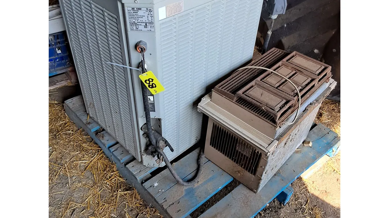 (2) Air Conditioner