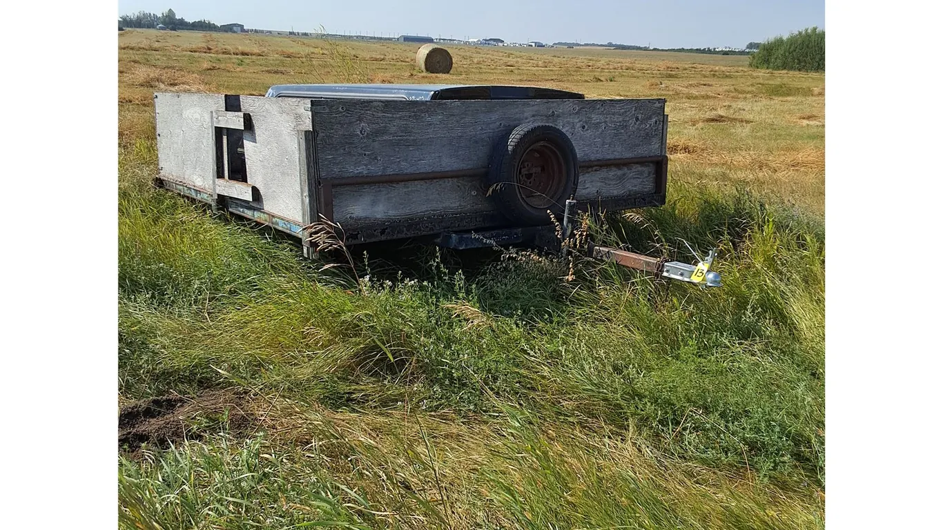 Trailer 8ft x 9ft,13" Wheels, Ball Hitch