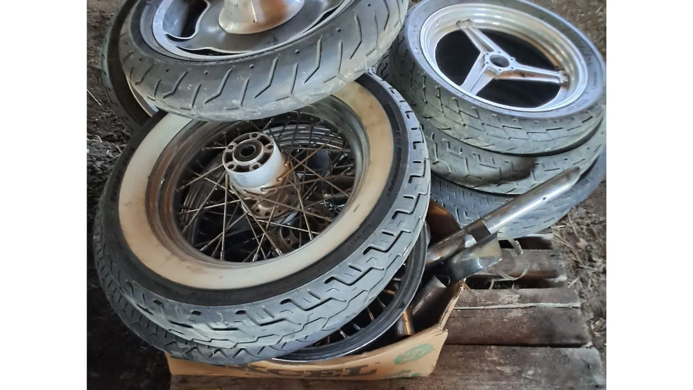 Motorcycle Tires/Wheels