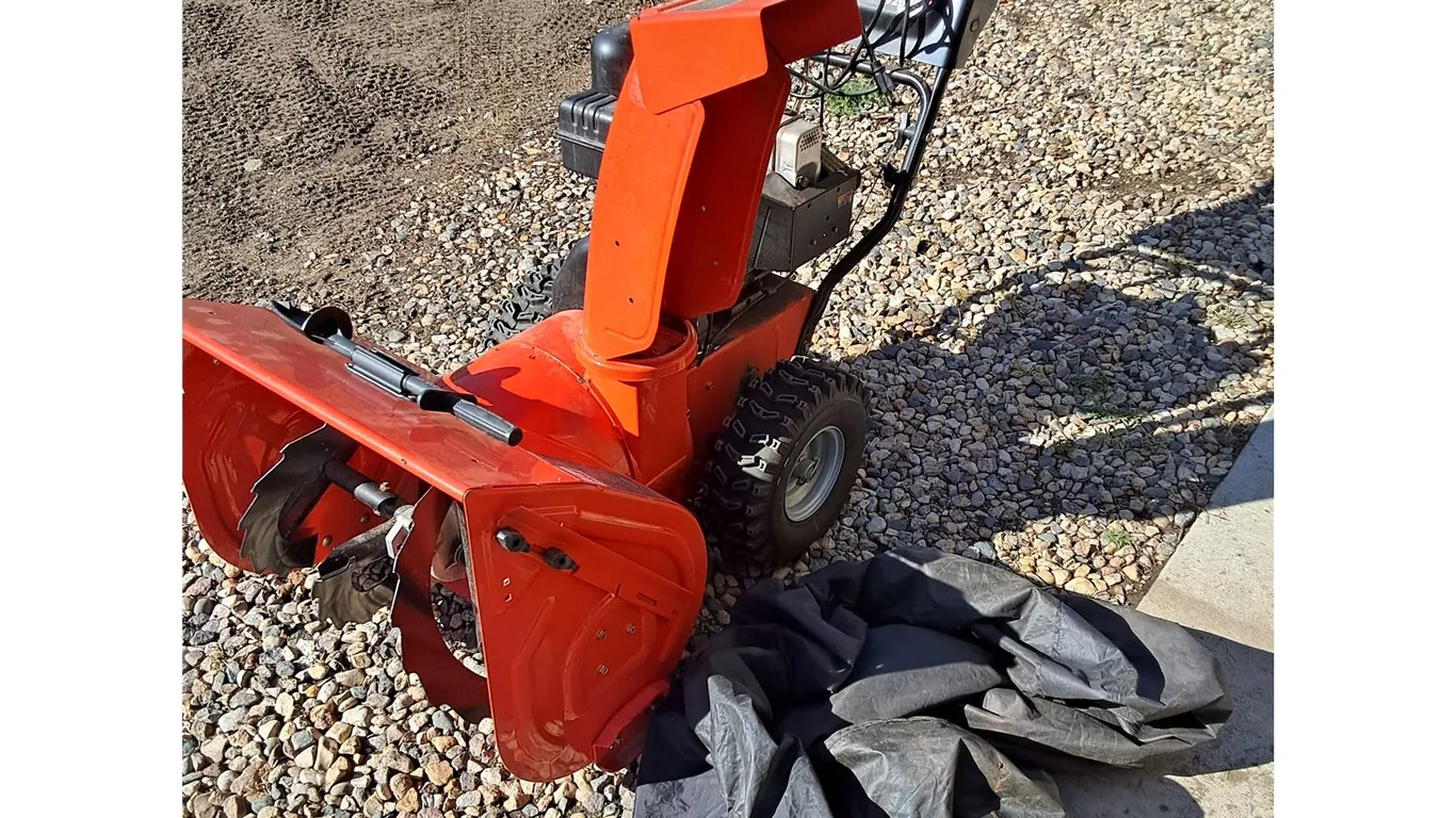 Ariens 926LE Snow Blower - 26" Path w/Electric Start & Storage Cover