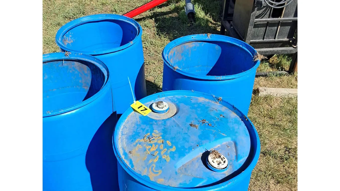 (4) Blue 208 Litre (55 US Gallon) Drums