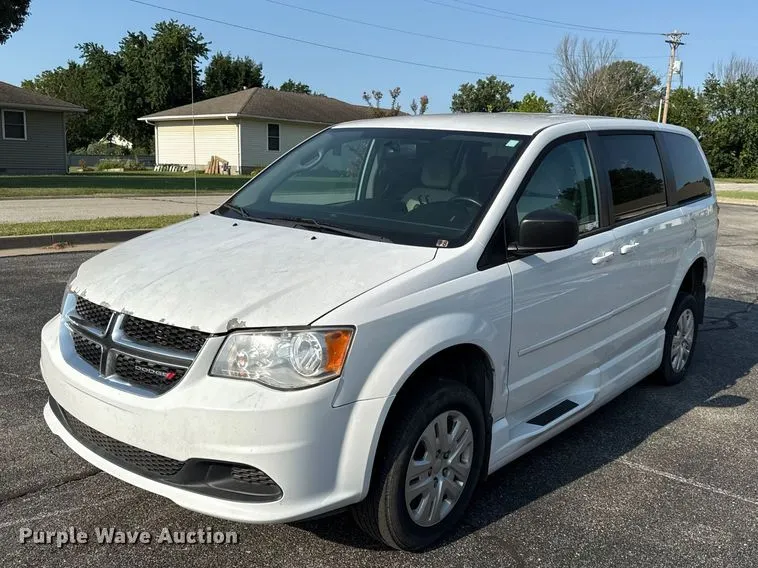 2016 Dodge Grand Caravan handicap accessible van