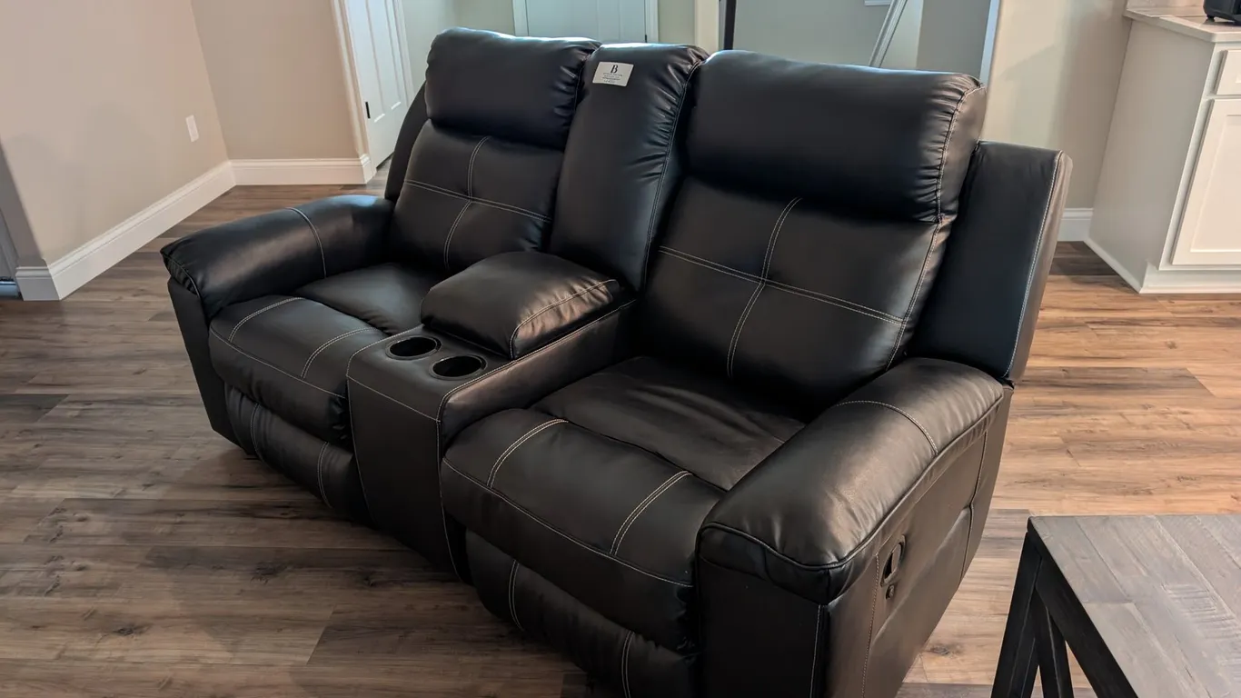 2023 Ashley Furniture Leather Loveseat