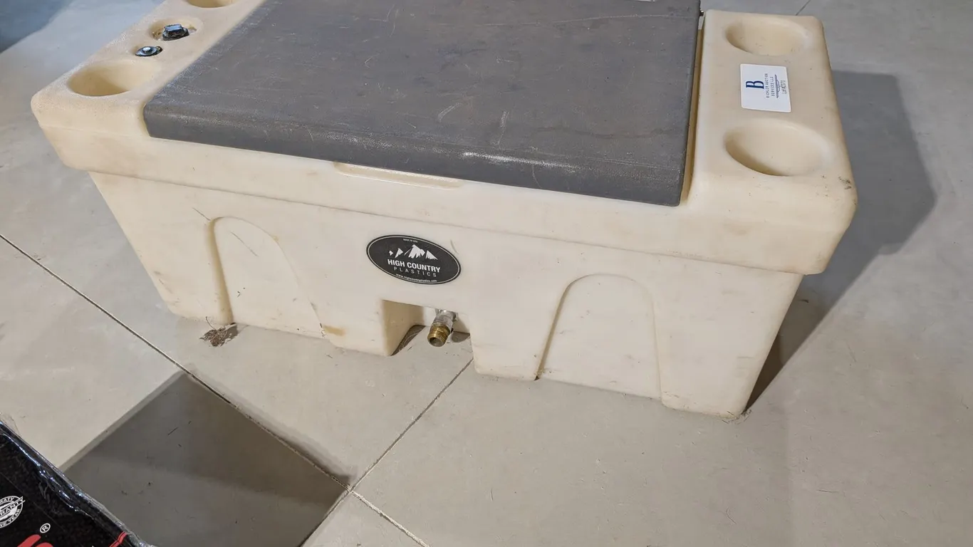 High Country Plastics Water Tank