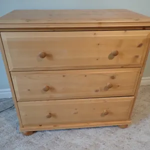 Pine Three-Drawer Chest