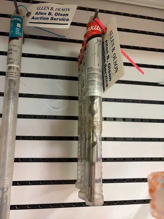 5 - NEW/UNUSED MAKITA 3/4"X12" CONCRETE DRILL BITS