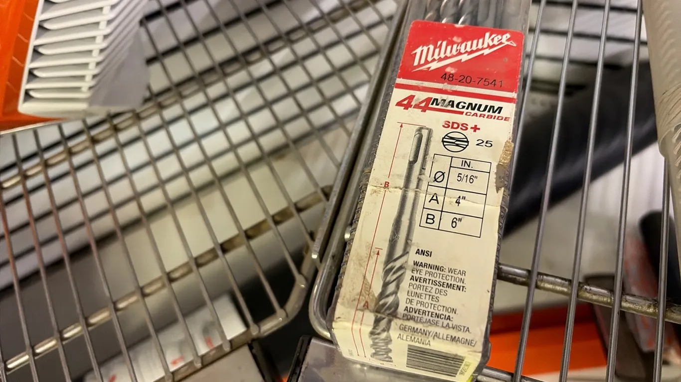 25 - NEW/UNUSED MILWAUKEE 5/16"X6" CONCRETE DRILL BITS