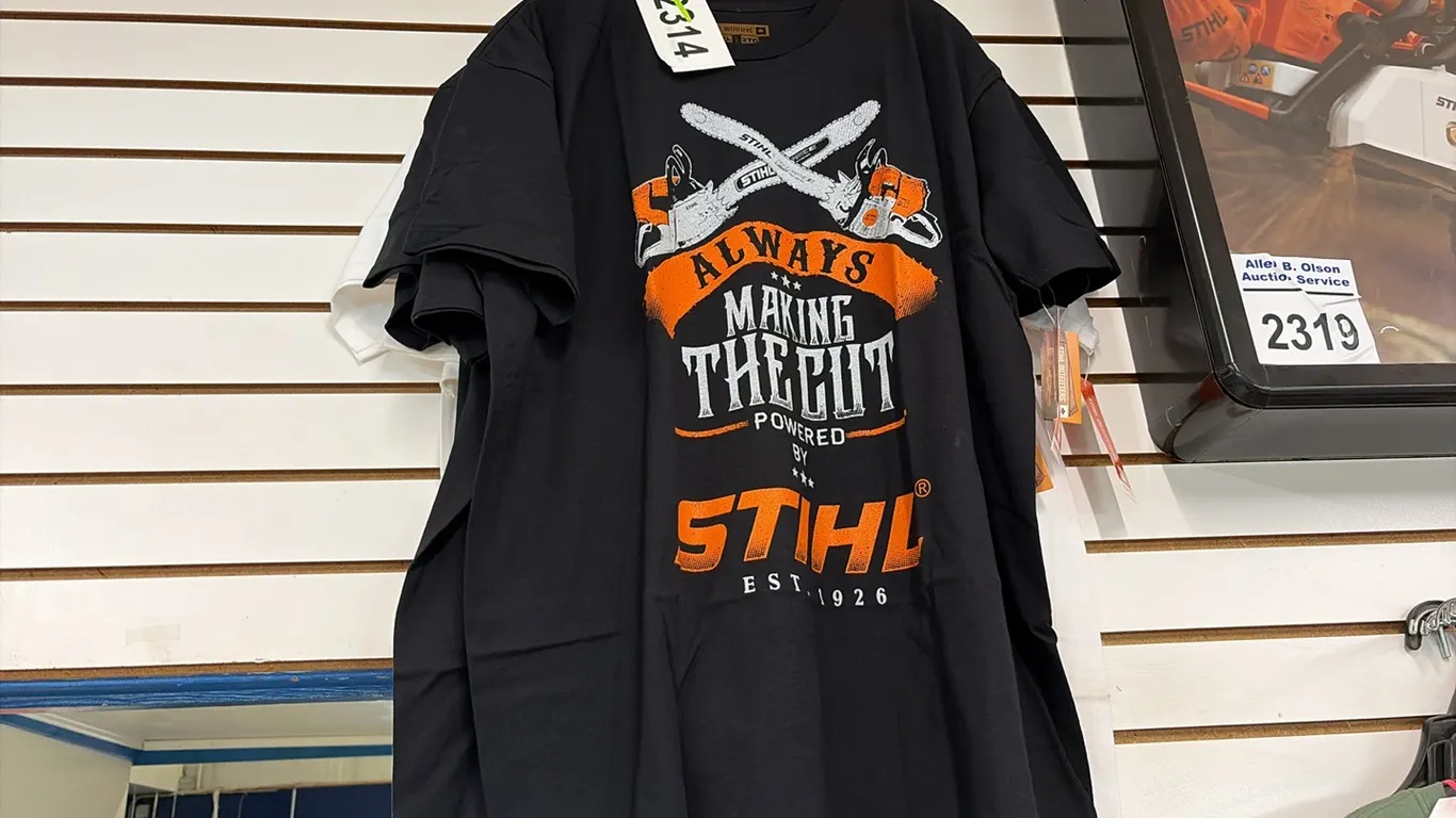 5 - NEW/UNUSED STIHL 2XL T-SHIRTS