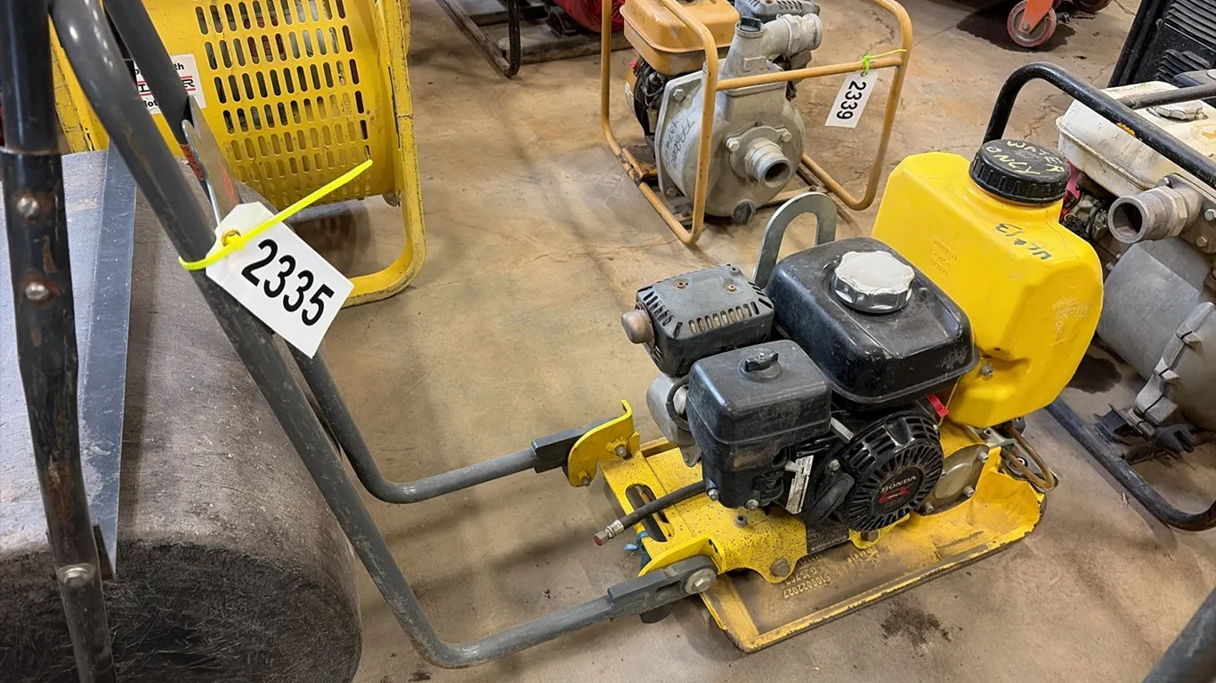 WACKER NEUSON 12"X16" PLATE COMPACTOR