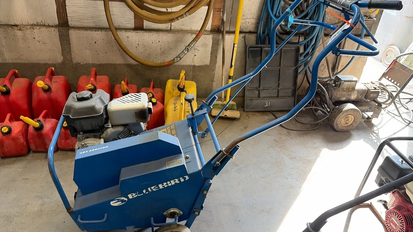 BLUEBIRD 424 16" AERATOR