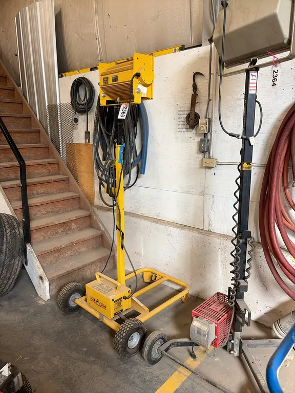 BULLDOG PORTABLE POWER TOWER
