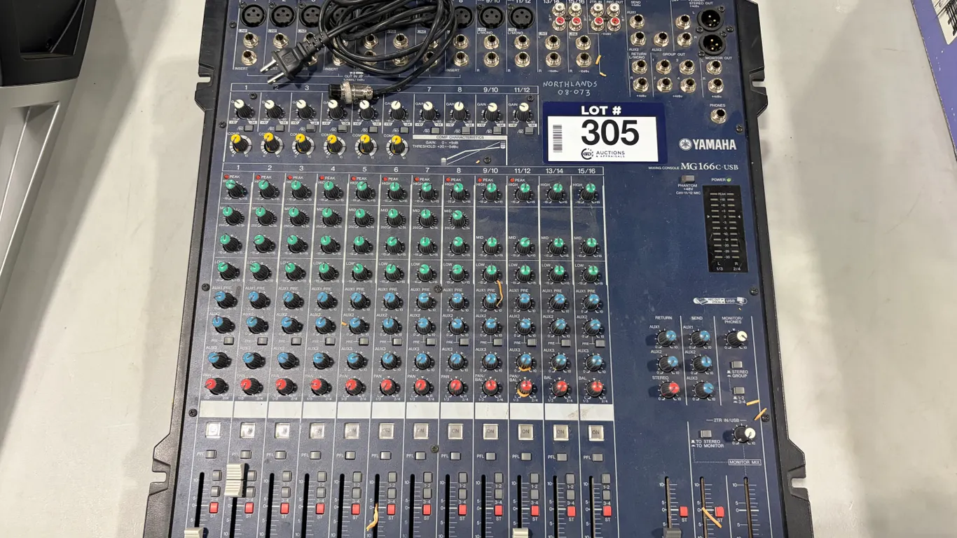 YAMAHA MG166C-USB 16-CHANNEL PROFESSIONAL AUDIO MIXING CONSOLE