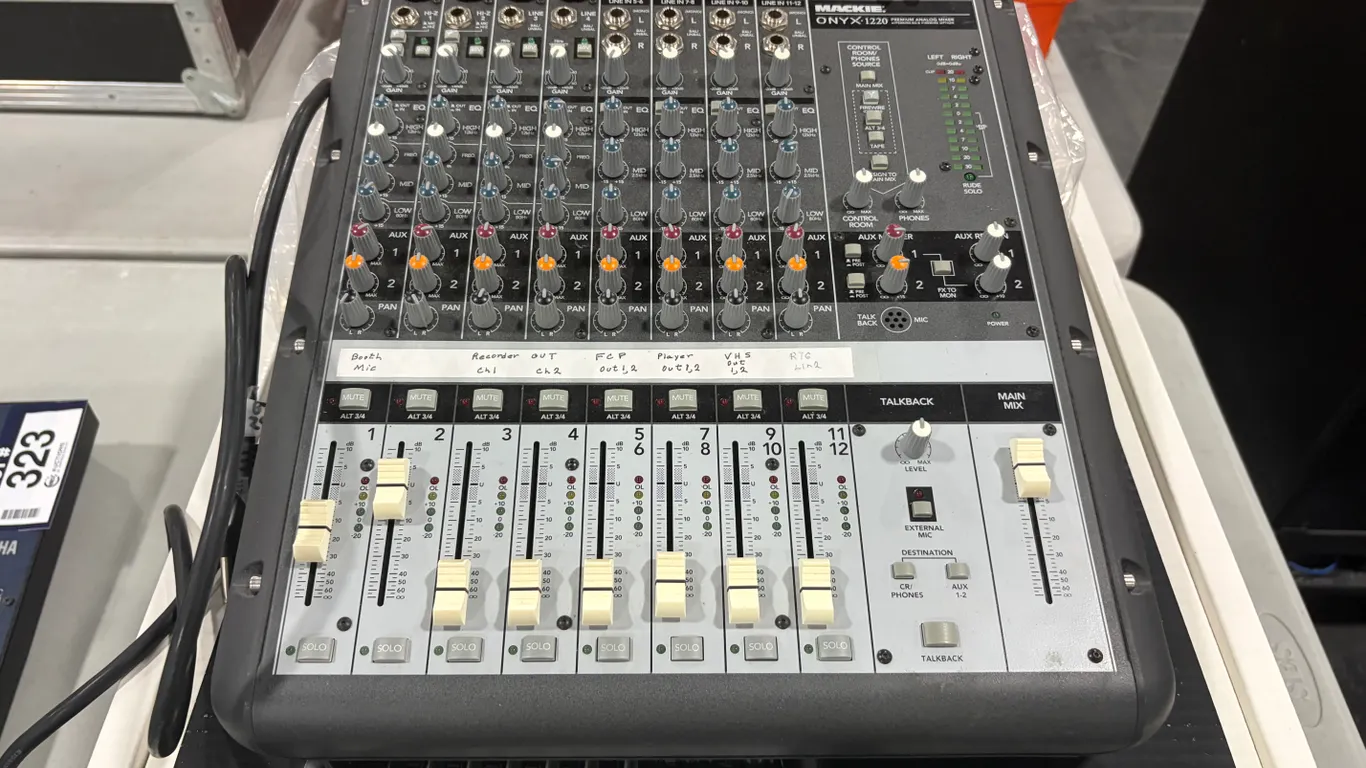 MACKIE ONYX 1220 PREMIUM ANALOG MIXER