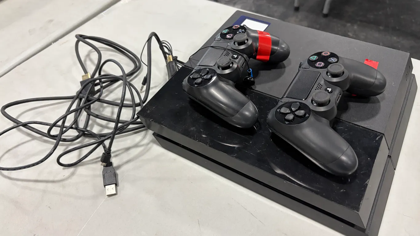 SONY PLAYSTATION 4 CONSOLE WITH (2) CONTROLLERS *NO POWER CORD*