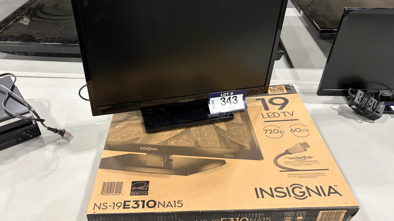INSIGNIA NS-19E310NA15 19" LED HDTV