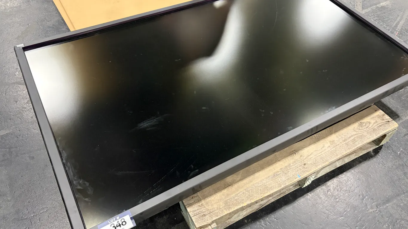 CHRISTIE UHD751-P 75" 4K UHD LCD DISPLAY *NO POWER CORD*